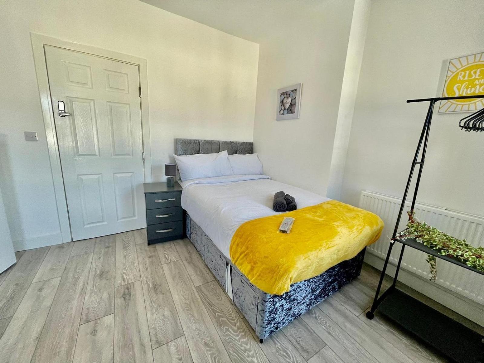 Cheerful 1 Bed Apartment Cardiff City Centre - Penarth Rd Phòng bức ảnh
