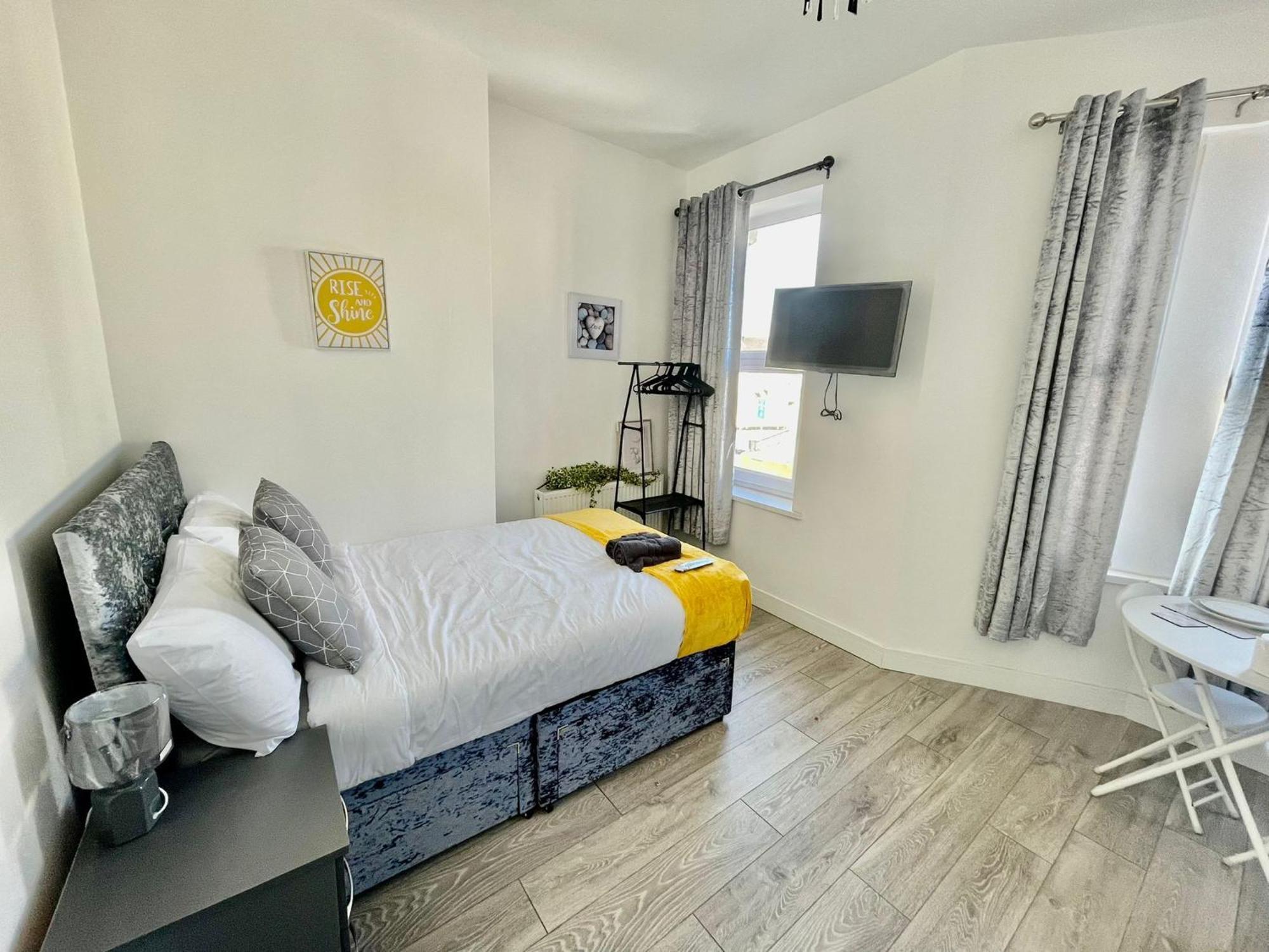 Cheerful 1 Bed Apartment Cardiff City Centre - Penarth Rd Phòng bức ảnh